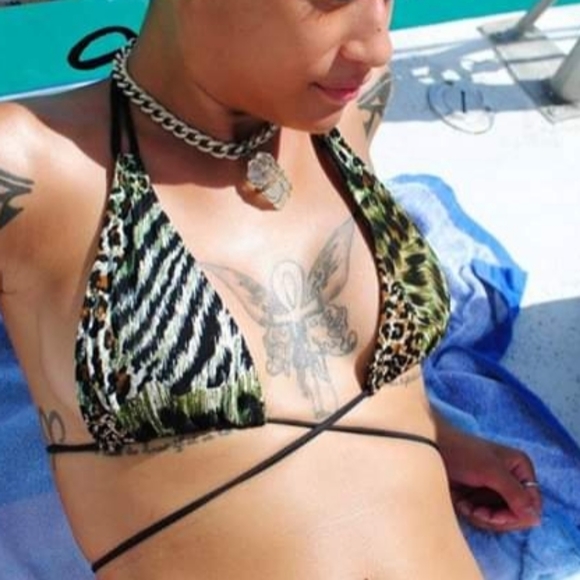 Meet your Posher, Krystal - Picture 3 of 4